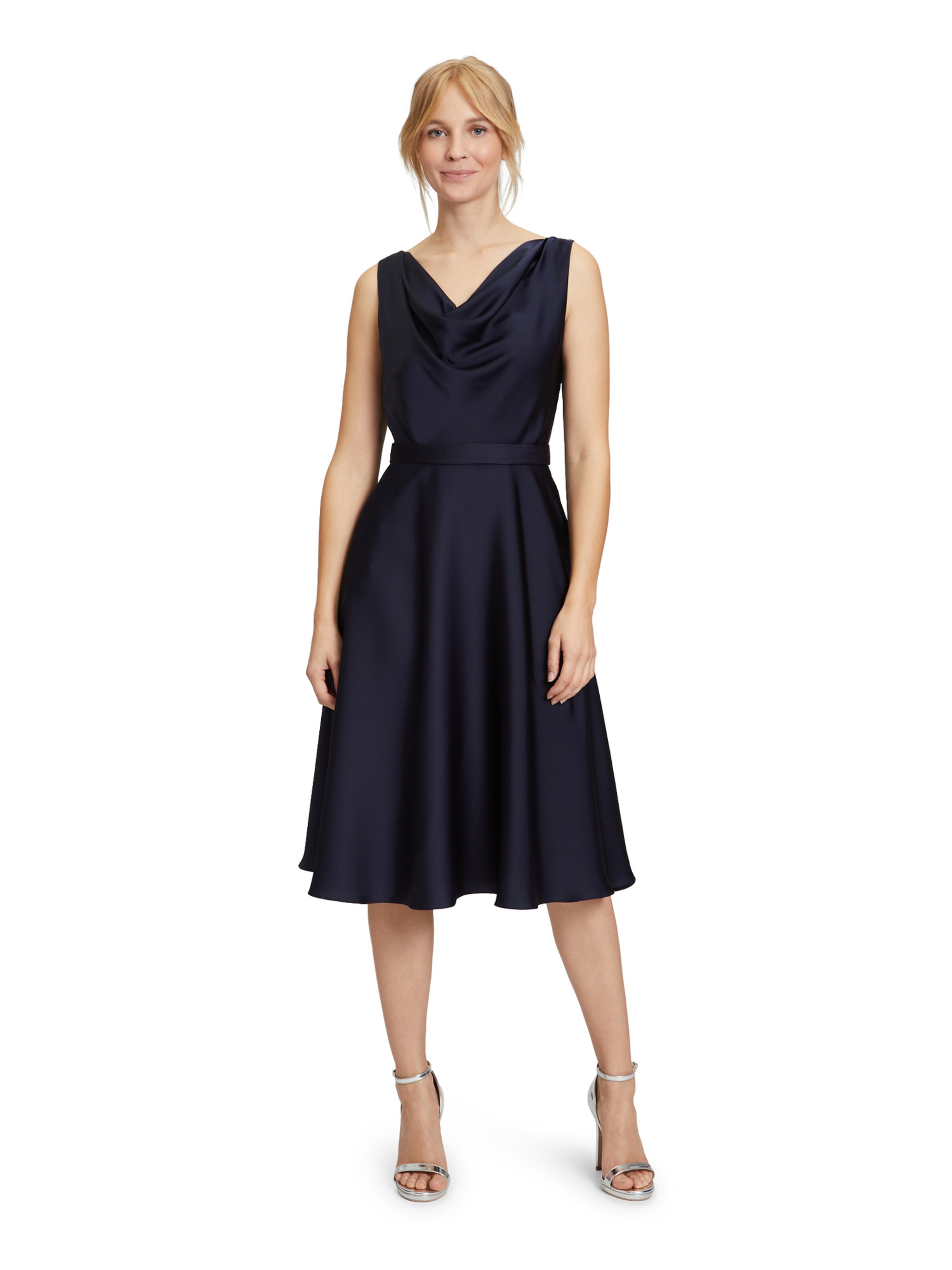 Combinaison Vera Mont en bleu : devant