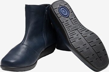 VITAFORM Booties in Blue