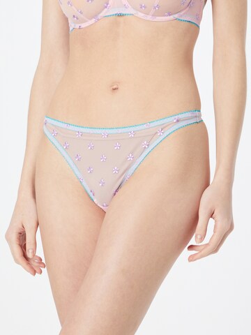 Dora Larsen String in Pink: front