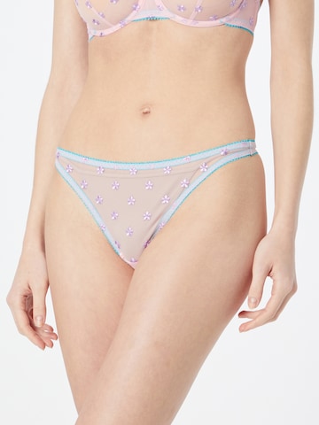 Dora Larsen String in Roze: voorkant