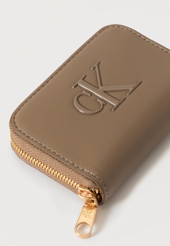 Calvin Klein Portemonnee in Beige: voorkant