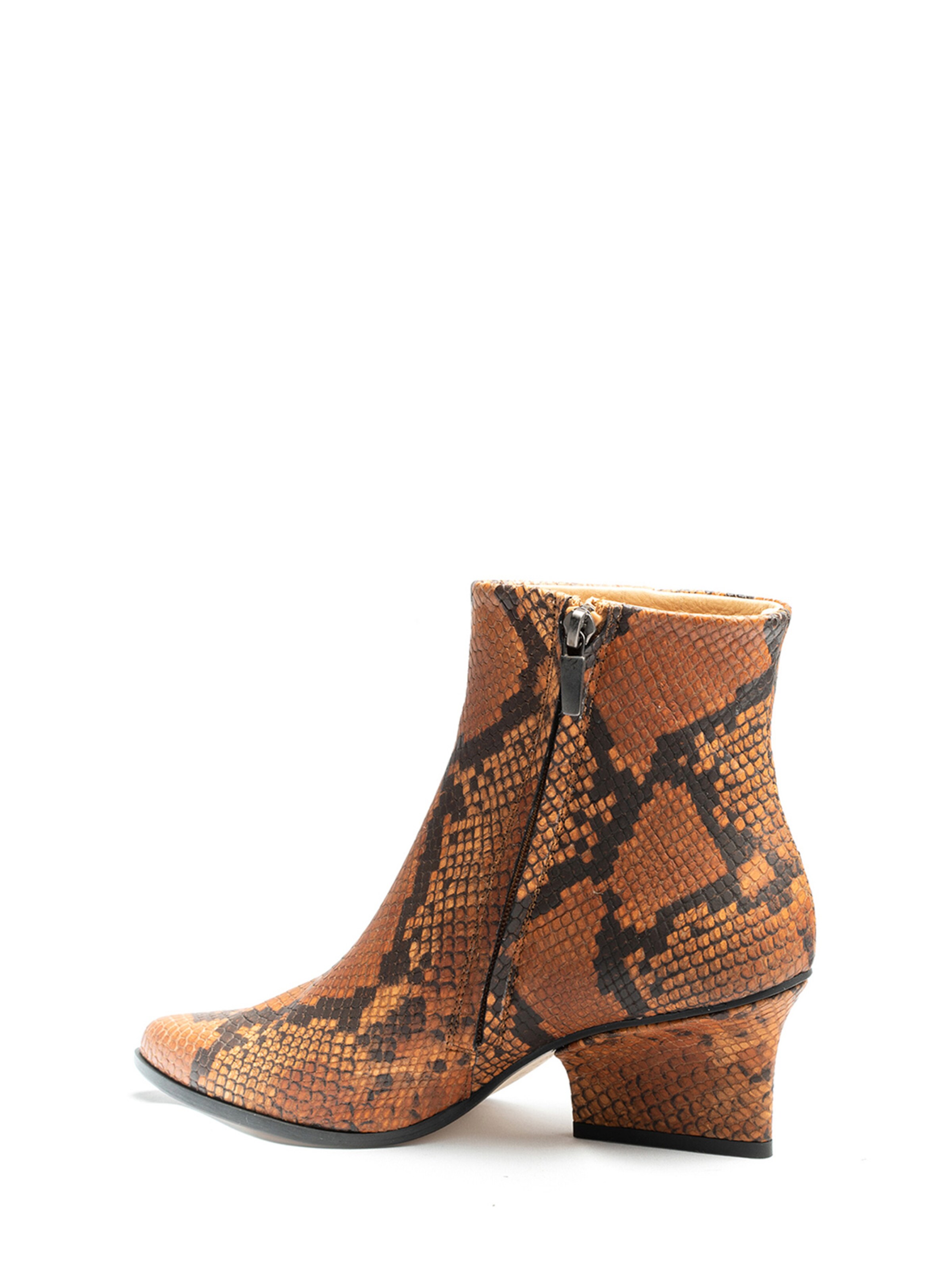 EIJK Ankle boots in Beige