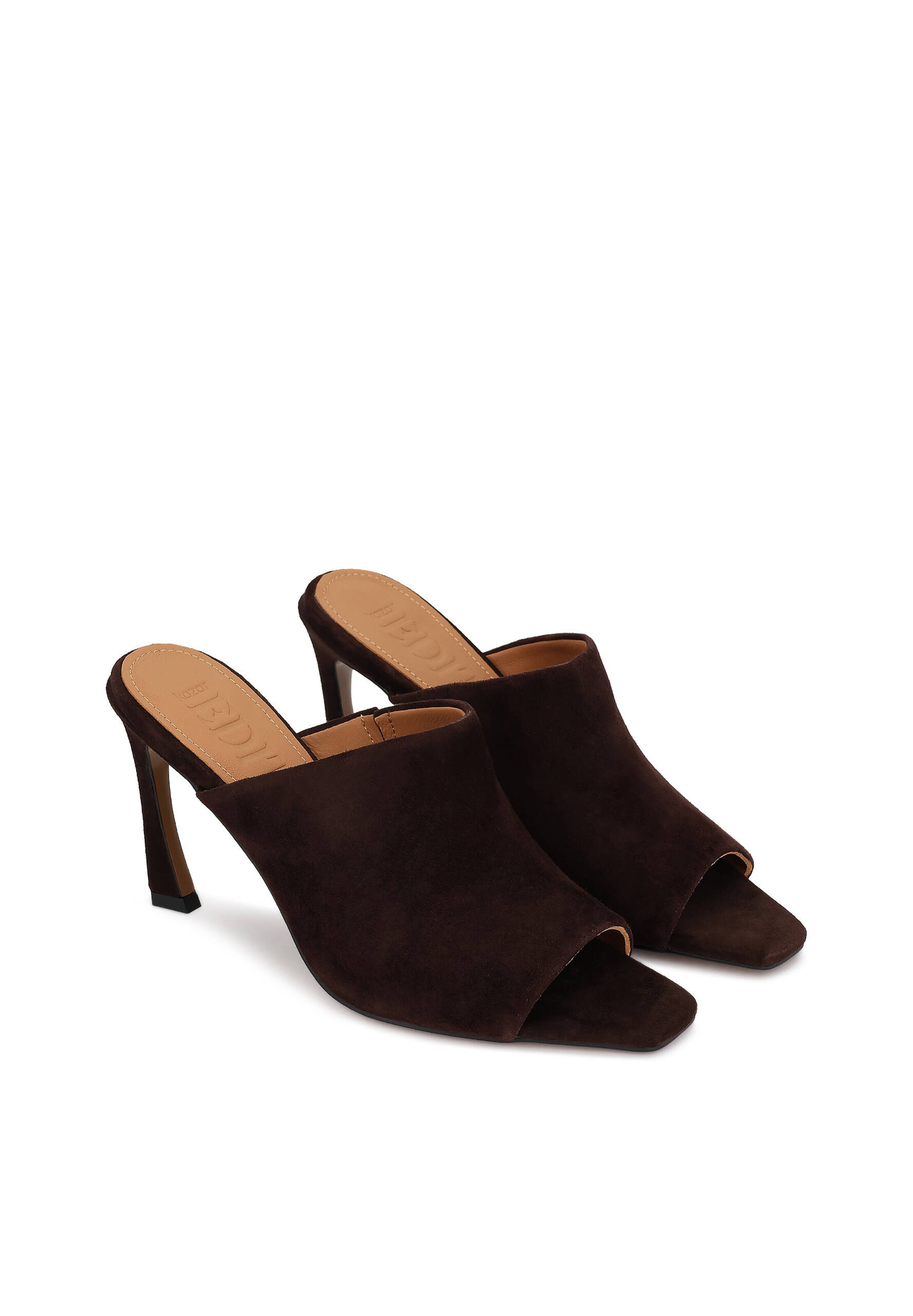 Kazar Μιούλ σε καφέ