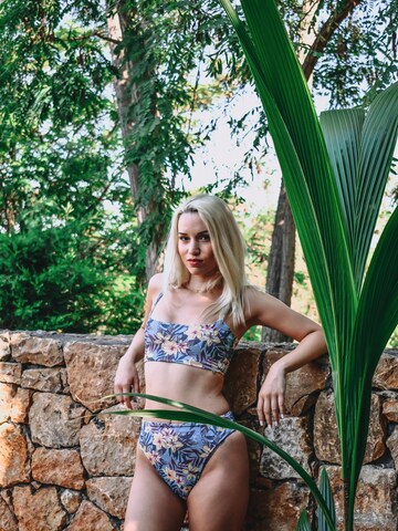 Hobo Sapiens T-shirt Bikini 'Priya bikini' in Blauw
