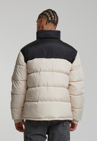 Giacca invernale di Karl Kani in beige