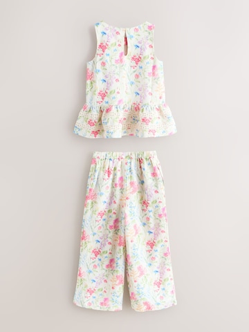 LAURA ASHLEY Set in Beige