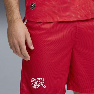 Regular Pantalon de sport PUMA en rouge