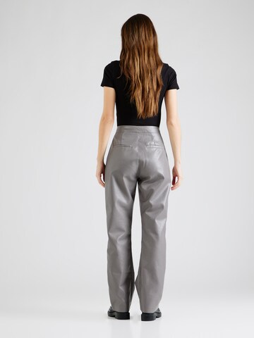 Gina Tricot Regular Trousers in Grey