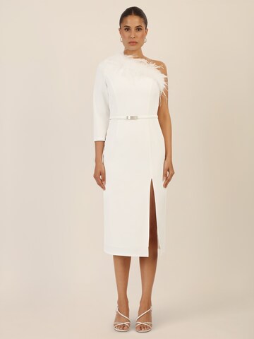 APART Cocktail Dress in White: front