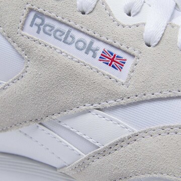 Reebok Ниски маратонки 'Classic' в бяло