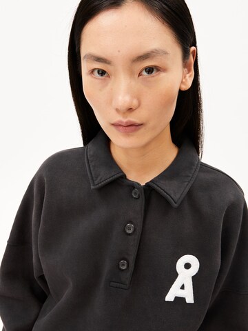 ARMEDANGELS Sweatshirt in Grijs: voorkant