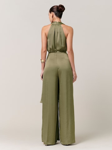 Sável Ολόσωμη φόρμα 'Hennie' σε πράσινο: πίσω