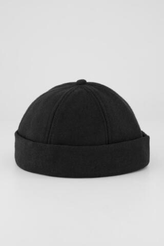 JP1880 Beanie in Black: front