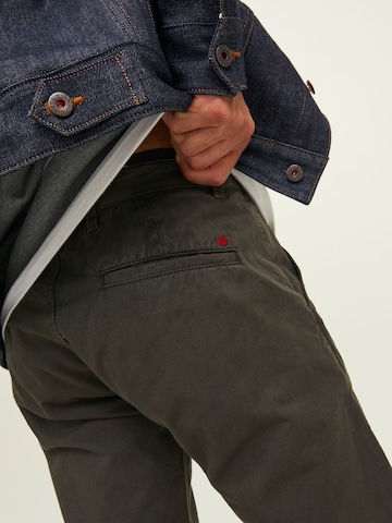 regular Pantaloni 'Mike' di R.D.D. ROYAL DENIM DIVISION in verde