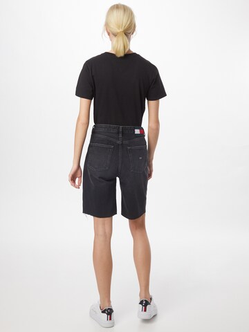 Tommy Jeans Regular Shorts 'Harper' in Schwarz