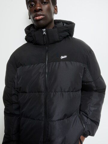 Pull&Bear Winter jacket in Black