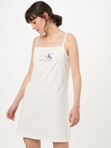 Robe d’été Calvin Klein Jeans en blanc : devant