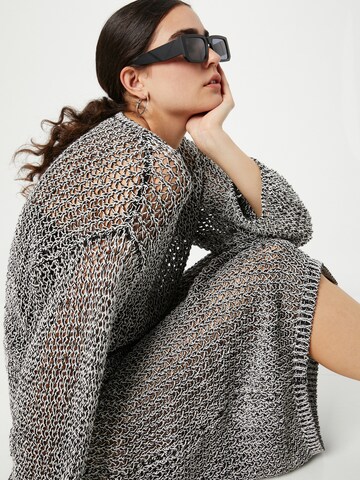 Monki Pullover in Schwarz