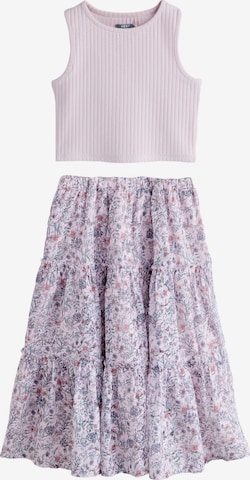 Next Setti värissä lila: etupuoli