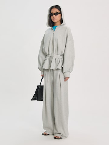 EDITED - Pierna ancha Pantalón 'Tiana' en gris