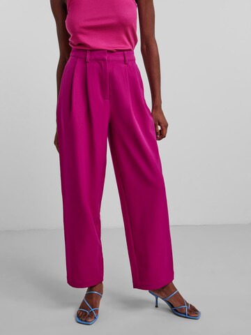 Y.A.S Pleat-Front Pants 'FESTIVAL' in Pink: front