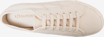 Baskets basses SUPERGA en beige