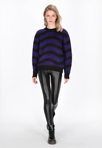 myMo ROCKS Sweater in Black