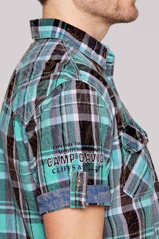 CAMP DAVID Regular Fit Skjorte i grøn