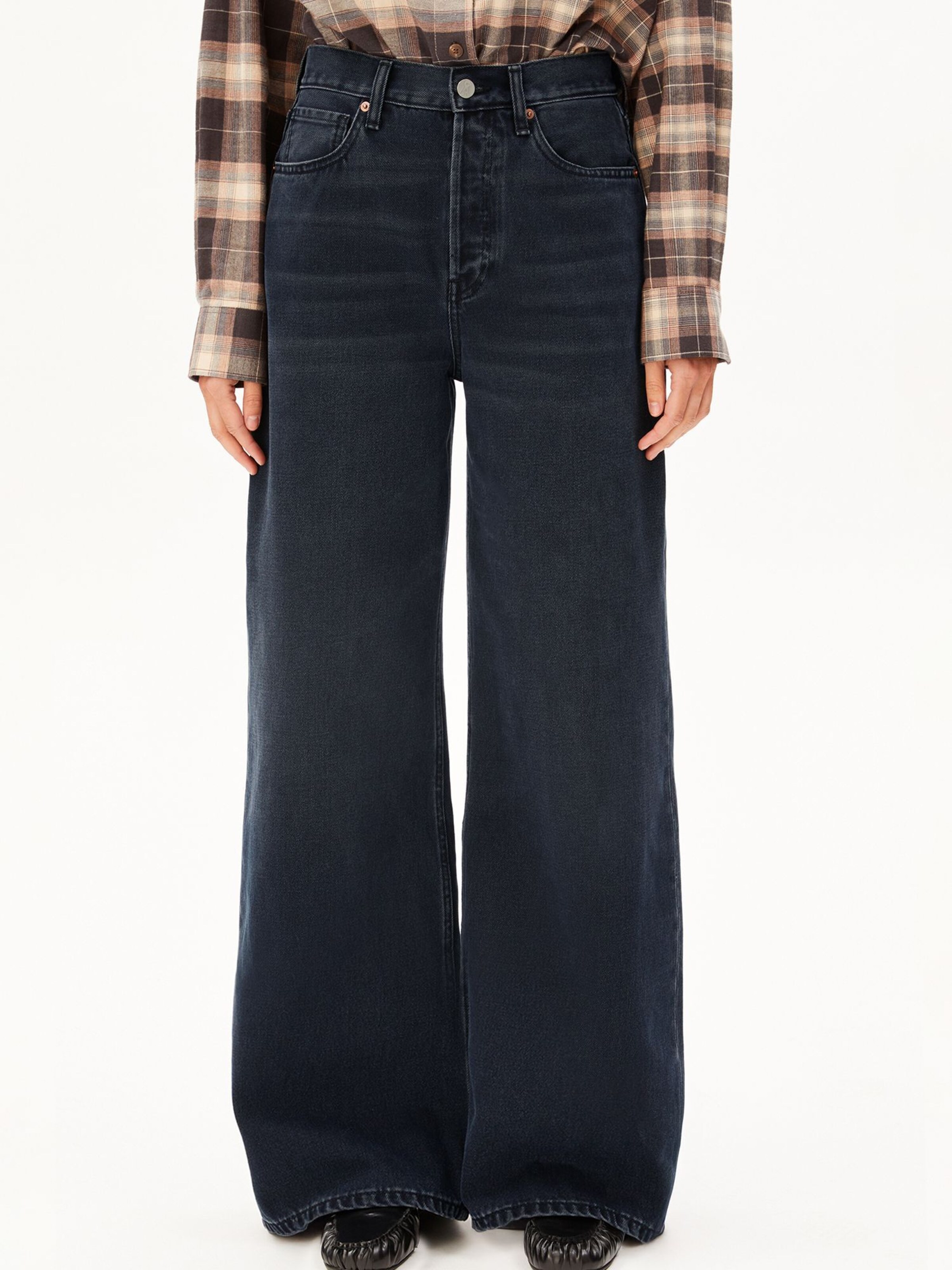 ARMEDANGELS Loosefit Jeans in Blauw: voorkant