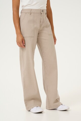 Regular Pantalon CULTURE en beige : devant