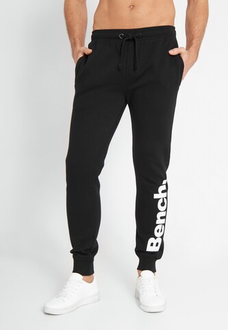 BENCH Regular Pants in Black: front