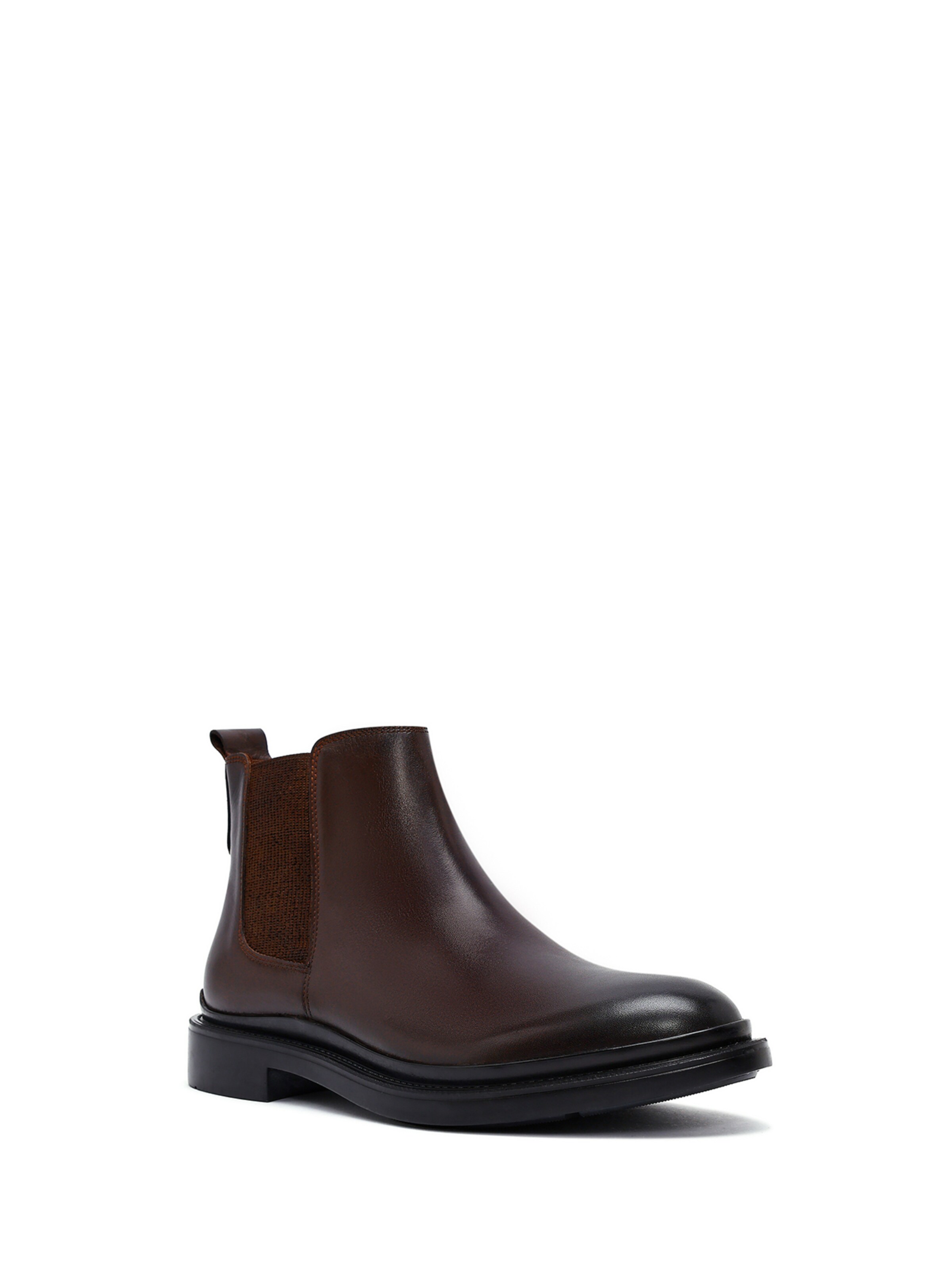Derimod Chelsea boots in Brown