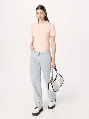 Maglietta di Calvin Klein Jeans in rosa