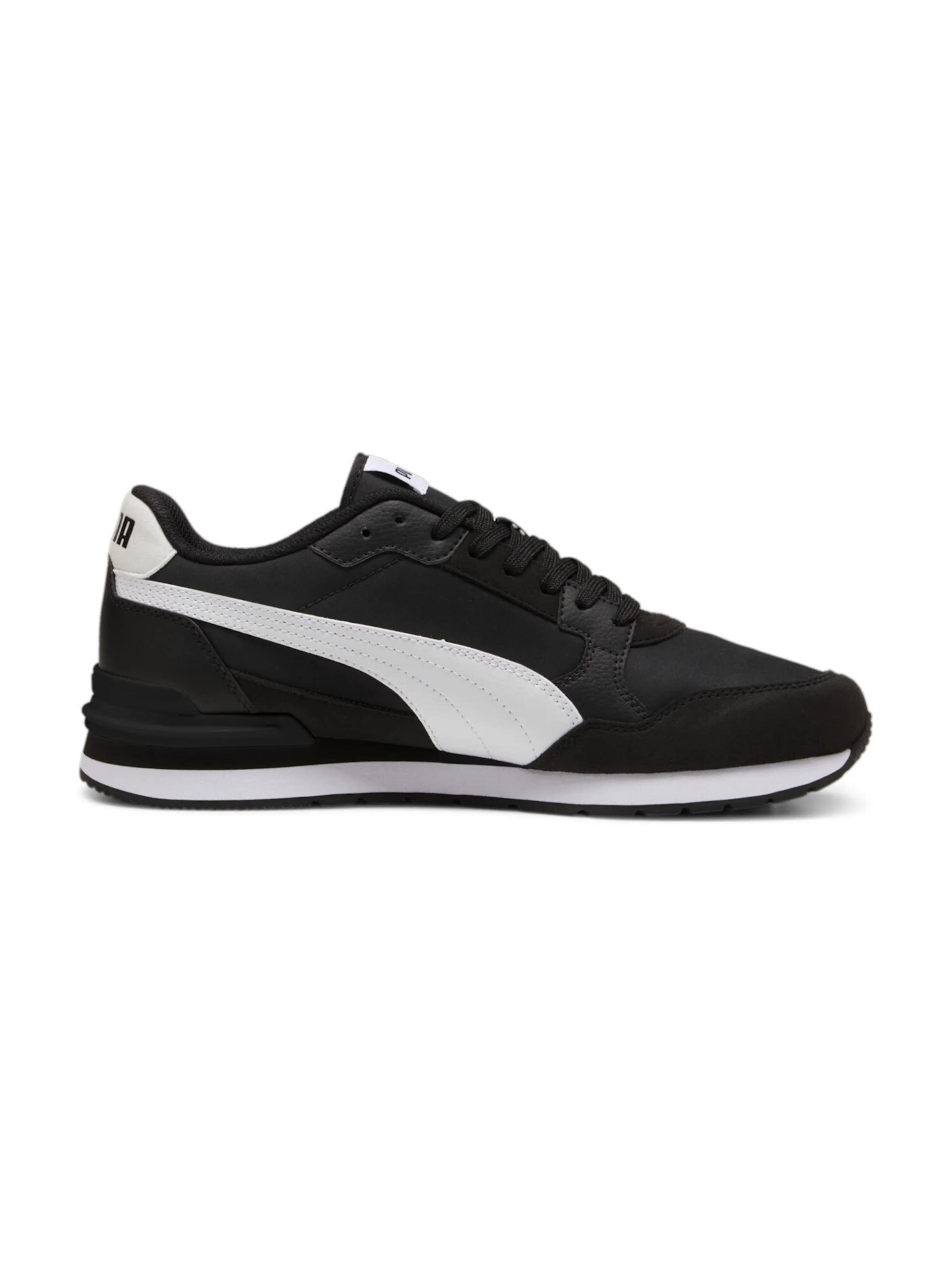 PUMA Trampki niskie 'ST Runner v4' w kolorze czarny