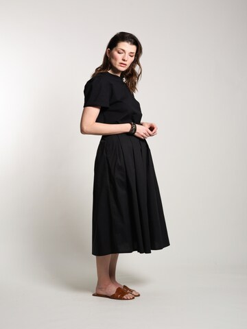 WEARABLE STORIES Rock 'Frederica' in Schwarz