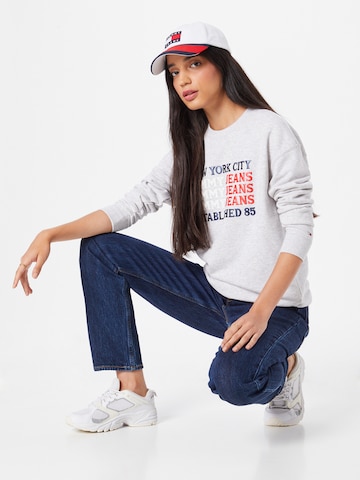 Sweat-shirt Tommy Jeans en gris