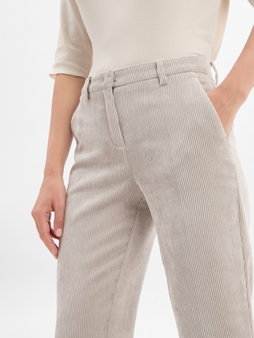 Cambio Regular Pleat-front trousers ' Krystal ' in White