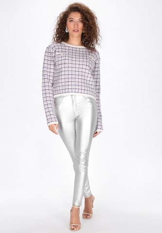 faina - Pullover em roxo