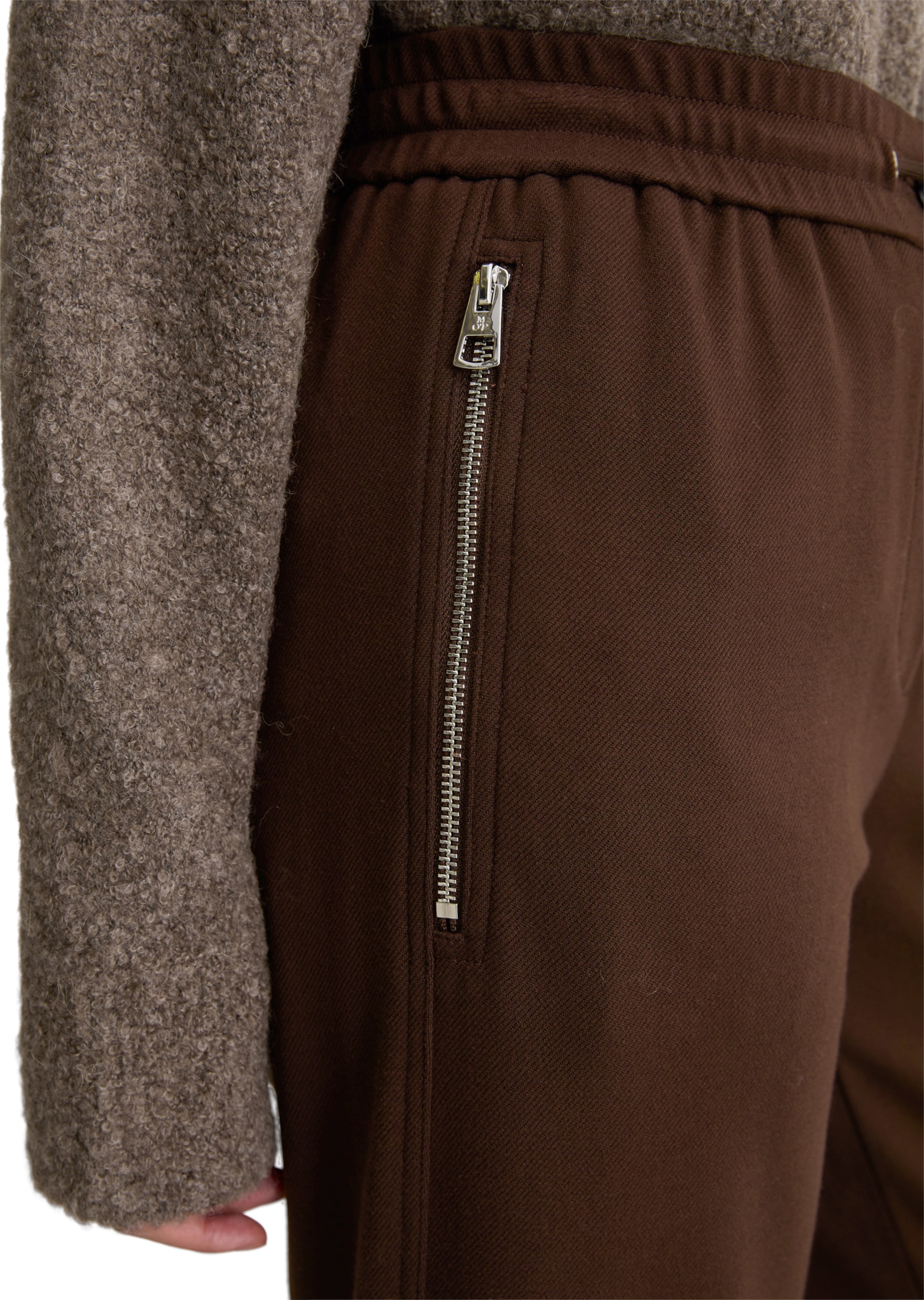 Marc O'Polo Voľný strih Nohavice - Hnedá