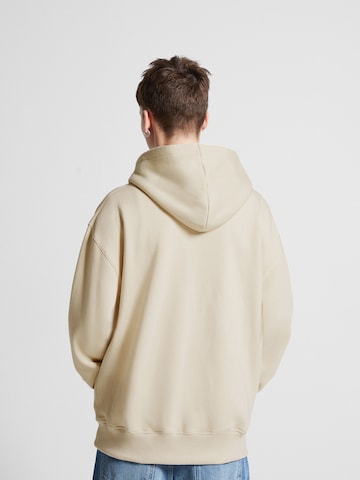 Bershka Sweatshirt in Beige