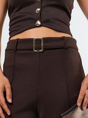 Wide leg Pantaloni di Busem in marrone