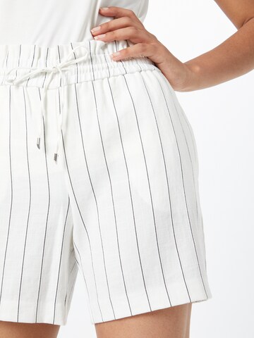 Regular Pantalon 'LETHA' ONLY en blanc