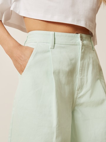 Aligne Wide Leg Plisserte jeans 'Connie' i blå