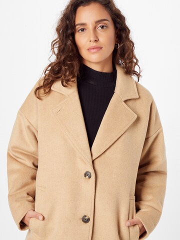 Manteau mi-saison 'GUTHA 9023' minimum en beige