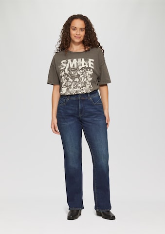 QS Bootcut Jeans in Blauw: voorkant
