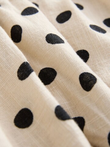 Next Top in Beige