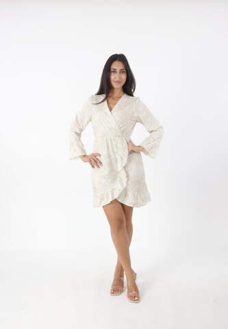 Elara Kleid in Beige