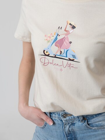 Bavarian Caps Shirt in White