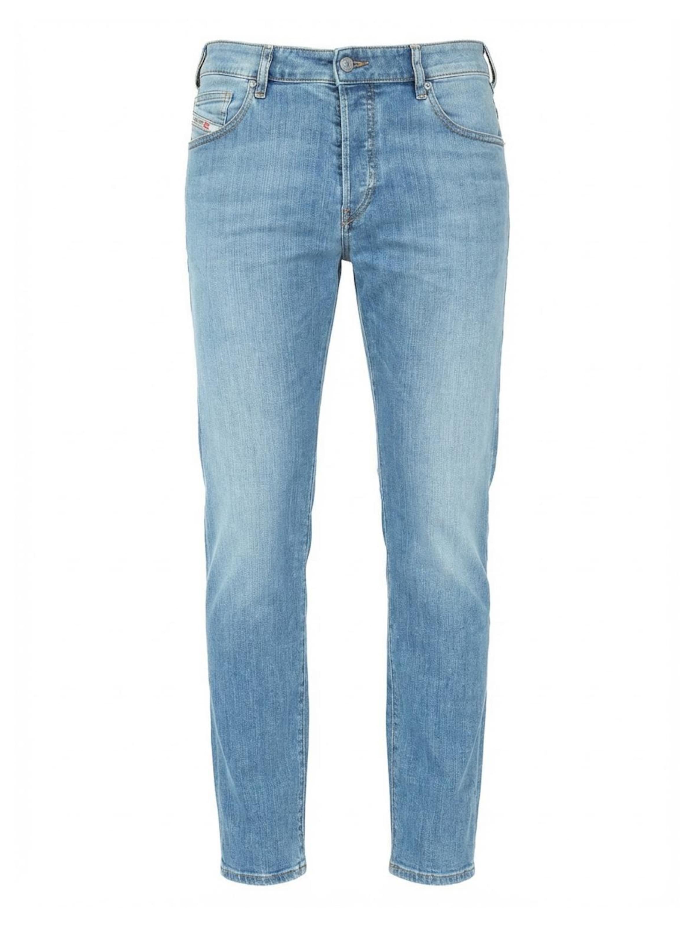 DIESEL Jean 'D-YENNOX 09F77' en bleu clair, Vue avec produit
