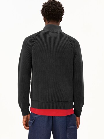 ARMEDANGELS Pullover 'KAALVES' in Schwarz